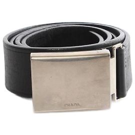 Prada, Schwarzer Ledergürtel mit silberner Schnalle. Schwarz