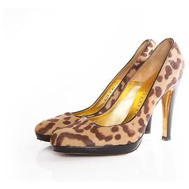 Barbara Bui, leopard print pump in pony skin. Brown
