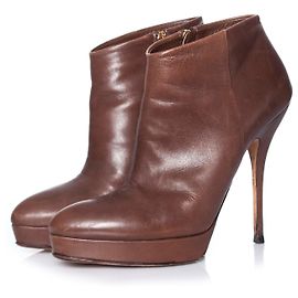 gucci, Brown leather platform ankle boots. Brown