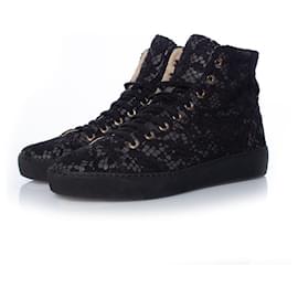 Chanel-Chanel, High top lace sneakers-Black