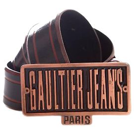 Jean Paul Gaultier Gaultier-Jeans, Schwarzer hochglänzender Ledergürtel mit bordeauxroten Größendetails 70. Schwarz