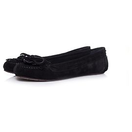 SAINT LAURENT, Mocassins à pompons en daim noir. Noir