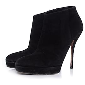 Gucci-gucci, Black suede platform ankle boots.-Black