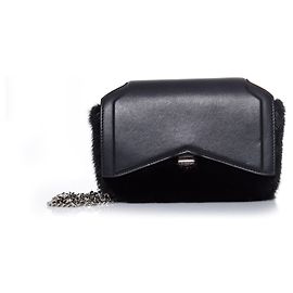 GIVENCHY, Borsa a tracolla in pelliccia di visone con taglio a fiocco. Nero