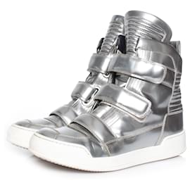 Balmain-Balmaın, Metallische High-Top-Sneaker.-Silber