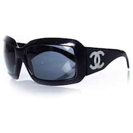 Chanel-Chanel, Schwarze klassische quadratische CC-Sonnenbrille-Schwarz