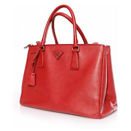 Prada-Prada, Galleria tote bag in red saffiano leather.-Red