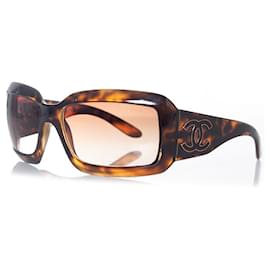 Chanel-Chanel, Brown square sunglasses-Brown