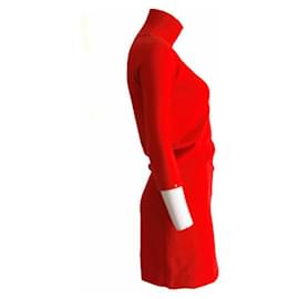 Louis Vuitton-Louis Vuitton, lana roja/vestido de cachemira con cuello alto y manga ¾ en talla M.-Roja