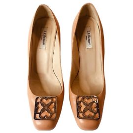 Lk Bennett Sapatos de couro LK Benett Bege