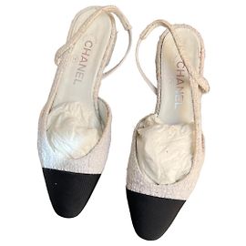 Chanel Sling Weiß