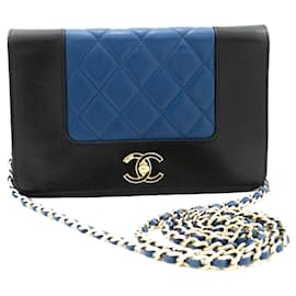 Chanel-Carteira Chanel em corrente-Azul