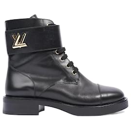 LOUIS VUITTON Ankle boots EU 37 Leather Black ref.931311 - Joli Closet