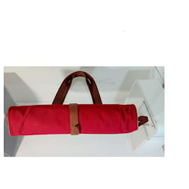 Burberry-Totes-Red,Beige