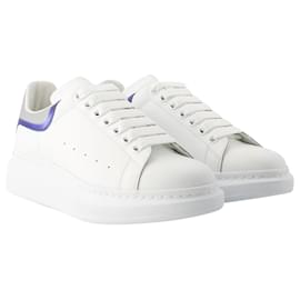 Alexander Mcqueen-Oversized Sneakers - Alexander Mcqueen - Leather - White/silver-White