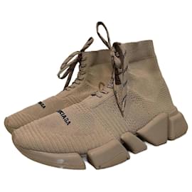 Balenciaga-BALENCIAGA  Trainers T.EU 41 cloth-Beige