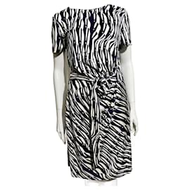 Diane Von Furstenberg-DvF Zoe silk mock wrap dress with abstract wave print-Multiple colors