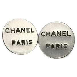 *** Orecchini rotondi con logo CHANEL Altro