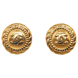 Chanel-Chanel Gold CC Clip-On Earrings-Golden