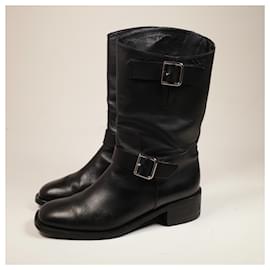Chanel-Amazing Chanel Leather Boots-Black