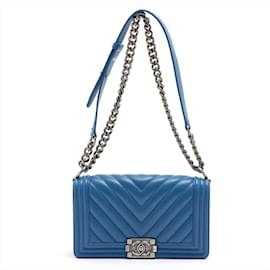 Chanel-Mittelgroße blaue Flap-Tasche aus Kalbsleder mit Chevron-Muster für Jungen-Blau