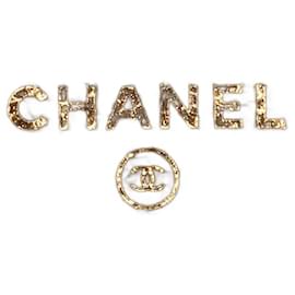 Chanel-Chanel Black Studded Leather Wallet on Chain-Black