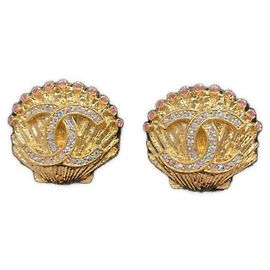 ***Boucles d'oreilles CHANEL marque coco Doré