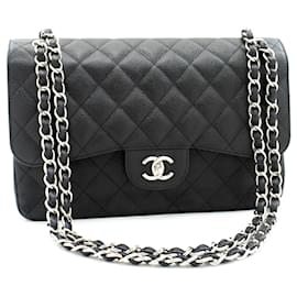 Chanel-Chanel 11" Bolso de hombro grande con cadena y solapa forrado en piel de becerro granulada-Negro