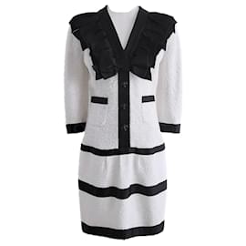Chanel-Robe emblématique en tweed Claudia Schiffer-Écru