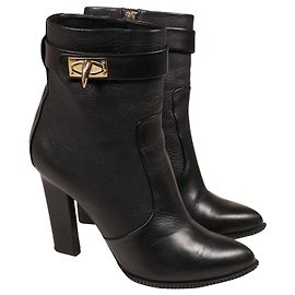 Autre Marque Amazing Givenchy Shark Lock Ankle Boots Black