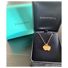 Tiffany & Co-Return to Tiffany lined heart pendant in yellow gold, mini-Golden