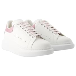 Alexander Mcqueen-Oversized Sneakers - Alexander Mcqueen - Black/White - Leather-Multiple colors