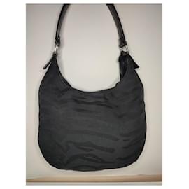 Fendi-Black zebra Oyster bag-Black
