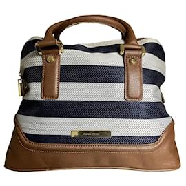 Ivanka Trumph-Handbags-Multiple colors