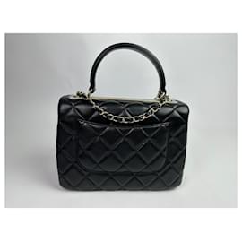 Chanel-Trendige kleine CC-Handtasche mit Tragegriff oben-Schwarz