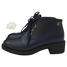 Chanel-Chanel Navy Blue Leather CC logo Lace Up Booties-Navy blue