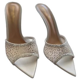 Gianvito Rossi Elle Mule Weiß