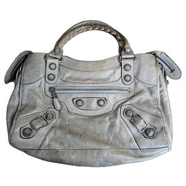 Balenciaga Stadt Grau