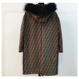Fendi-Fendi Manteau à bordure en fourrure de laine imprimé logo noir marron-Multicolore