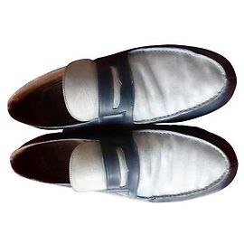 Autre Marque Navy Blue and White Leather Loafers Navy blue
