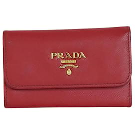 Prada-Prada Llavero de piel Saffiano con solapa roja y detalle de logo en la parte delantera - talla-Roja