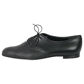Manolo Blahnik-Schwarze flache Schuhe mit Schlangenmuster – Größe EU 40.5-Schwarz