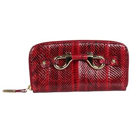 Jimmy Choo Monedero de piel de serpiente roja Roja