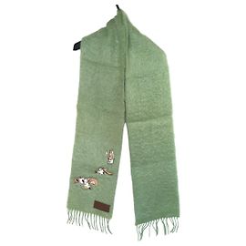 Loewe Grün