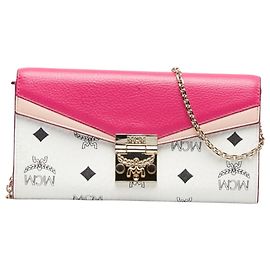 MCM Visetos White