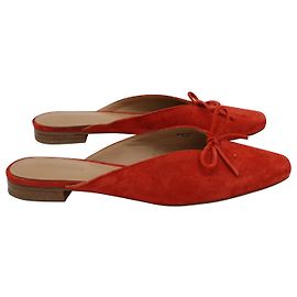Reformation Belle Bow flache Mules aus rotem Wildleder Rot