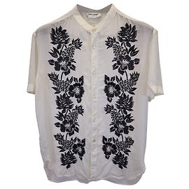 Camicia a maniche corte abbottonata con ricamo floreale Saint Laurent in cupro bianco Bianco