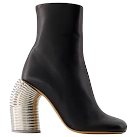Silver Spring Ankle Boots - Off White - Leather - Black/ silver Black