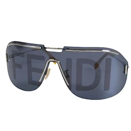 Fendi-Tinted Aviator Sunglasses FF M0098-Black