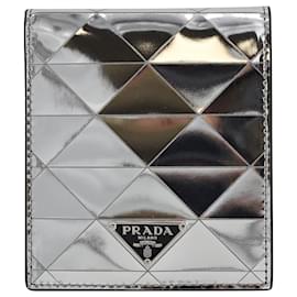 Prada-Prada Triangle-paneled Logo-plaque Wallet in Silver Leather-Silvery,Metallic